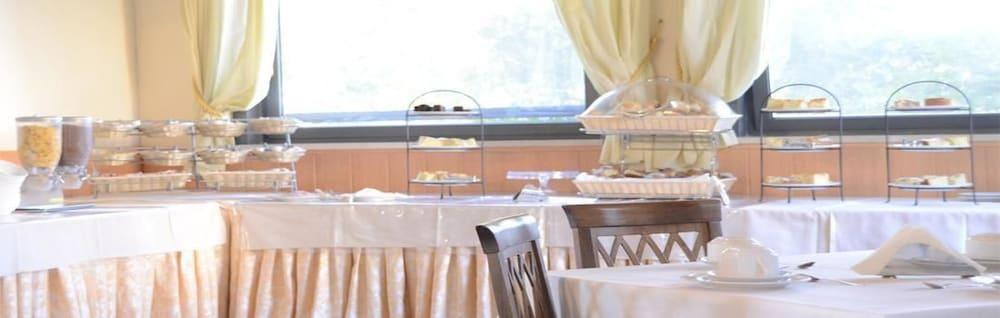 Complesso L'Oasi Hotel Aranova Luaran gambar