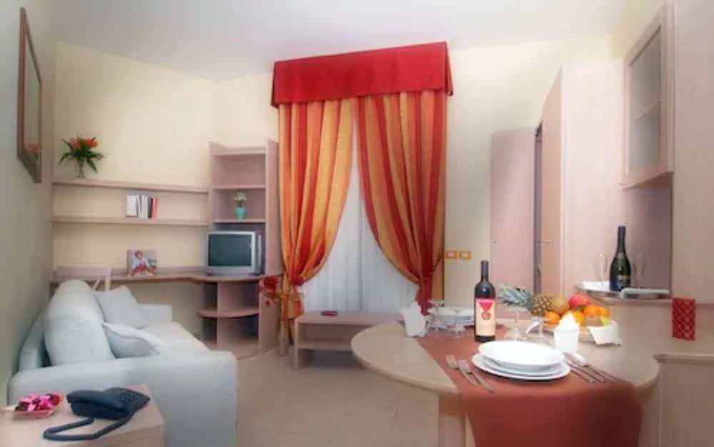 Complesso L'Oasi Hotel Aranova Luaran gambar